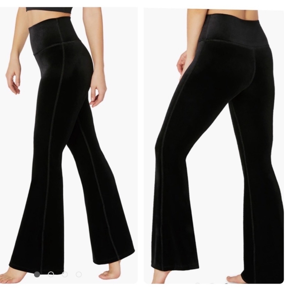 Beyond Yoga Black Velvet High Rise Velour Bell Bottom Flare Pull On Yoga Pants M